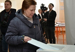 Барнаульцы активно голосуют на выборах президента