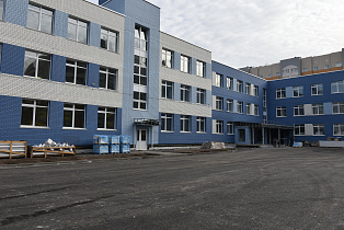 Вячеслав Франк: Строители делают все возможное, чтобы наверстать объемы работ на строительстве детского сада в квартале 2006а