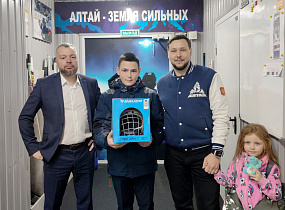 Анатолий Серышев исполнил мечты детей в рамках акции «Ёлка желаний»