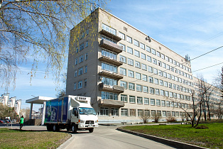 Барнаульское предприятие возобновляет гуманитарные поставки продуктов питания в ковидный госпиталь