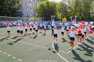 В Барнауле открыли спортивную площадку по городскому проекту инициативного бюджетирования 