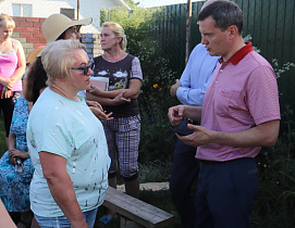 Ремонт дорог стал главной темой обсуждения на встрече с жителями микрорайона Власихинского