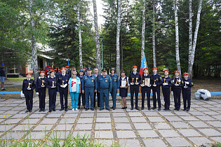 Команда барнаульского лицея №124 представит Алтайский край на Всероссийских соревнованиях юных пожарных 