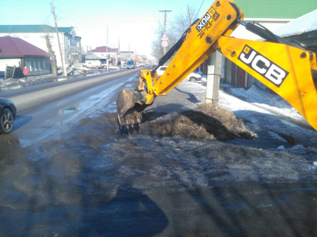 В выходные дни паводковые воды с проблемных участков в Барнауле откачивали  круглосуточно БАРНАУЛ :: Официальный сайт города