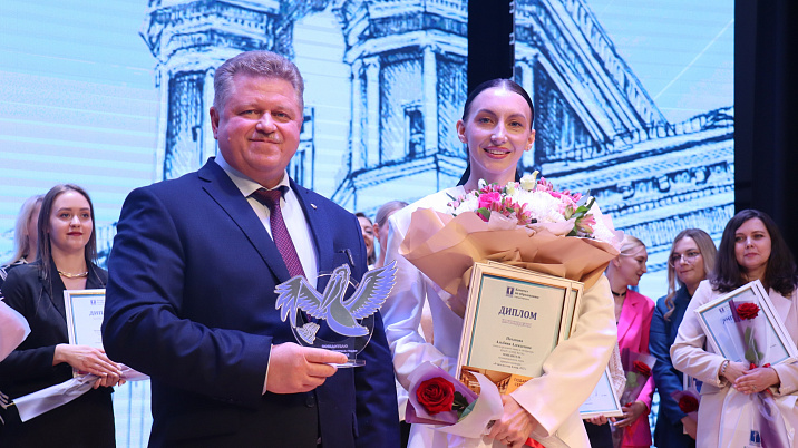 В Барнауле назвали победителя муниципального этапа конкурса «Учитель года Алтая – 2027»