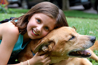 ГМИЛИКА приглашает юных барнаульцев на фотосессию с собакой и творческие мастер-классы