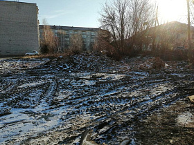 Еще один аварийный дом снесли в Железнодорожном районе Барнаула