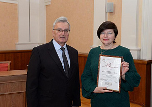 Барнаульских предпринимателей наградили за лучшее новогоднее оформление