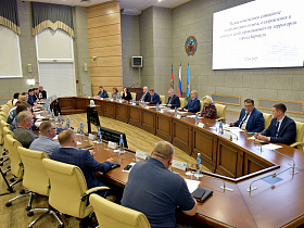 Организацию летнего отдыха и оздоровления детей обсудили в администрации города