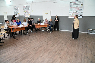 В Барнауле обсудили эффективные практики взаимодействия педагогов и родителей