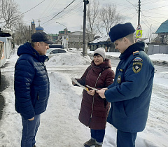 В Барнауле продолжаются рейды по обеспечению правил пожарной безопасности в домах частного сектора