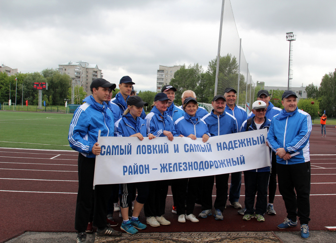 Спартакиада Барнаул. УВАУГА спартакиада. Спортивная команда оптимисты.