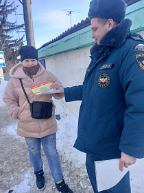 В районах Барнаула проведены рейды по обеспечению правил пожарной безопасности в частных домовладениях