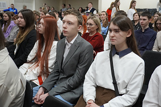 В Барнауле продолжается системная работа по привлечению молодых кадров в сферу образования