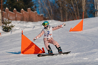 В рамках «Алтайской зимовки» в Барнауле прошли горнолыжные соревнования