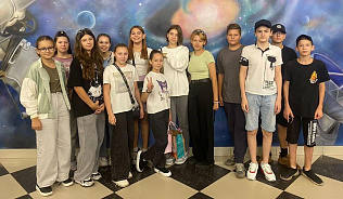 В Барнаульском планетарии провели экскурсию для детей в трудной жизненной ситуации 