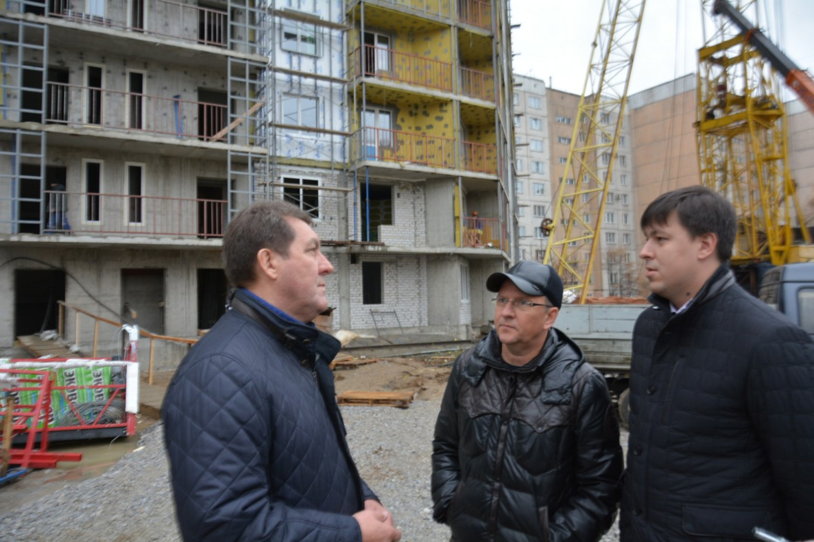 Сергей Дугин проверил завершение благоустройства и дорожно-строительных  работ