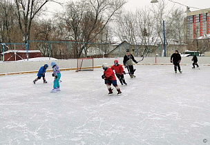 В Барнауле реализация проекта «Зимний дворовый инструктор» продолжится в январе