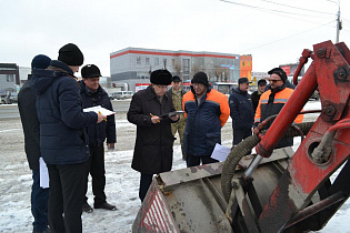 Готовимся к паводку: в Барнауле провели смотр водооткачивающей техники