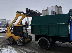 МБУ «Автодорстрой» продолжает работы по очистке улично-дорожной сети города от снега