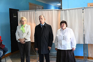 Барнаульские общественники продолжают объезд городских избирательных участков