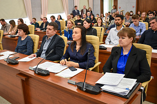 В Барнауле прошли публичные слушания по проекту внесения изменений и дополнений в Устав города