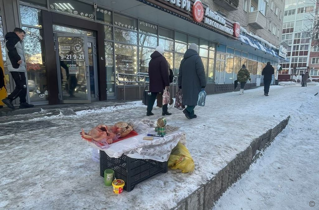 В Октябрьском районе продолжаются рейды по выявлению и ликвидации несанкционированной торговли