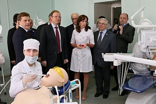 Губернатор Виктор Томенко: Благодаря возможностям Центра симуляционного обучения качество дополнительной подготовки врачей Алтайского края будет постоянно расти