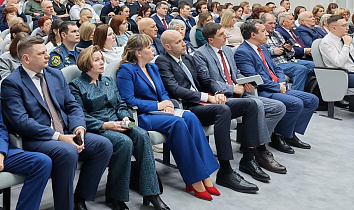 В краевой столице подвели итоги работы администрации Железнодорожного района за 2025 год