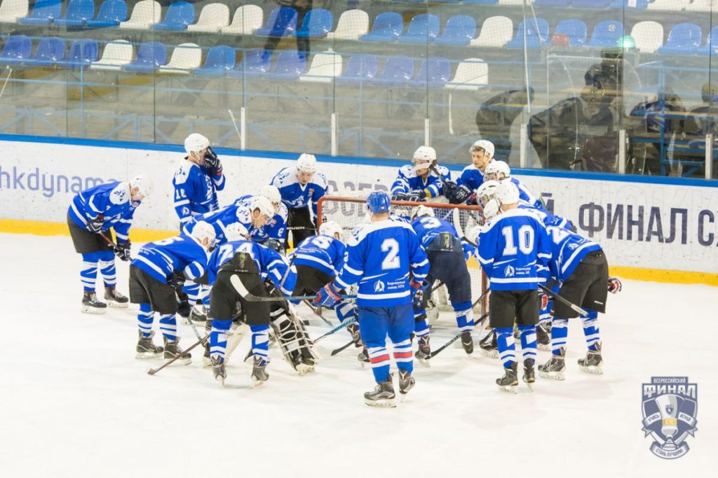Хоккеисты «Динамо-Алтай» — серебряные призёры первенства Студенческой хоккейной лиги