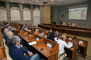 Вопросы социально-экономического развития Барнаула обсудили в администрации города