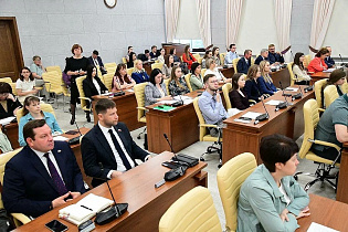 В Барнауле прошли публичные слушания по внесению изменений в Устав города и исполнению бюджета за 2022 год
