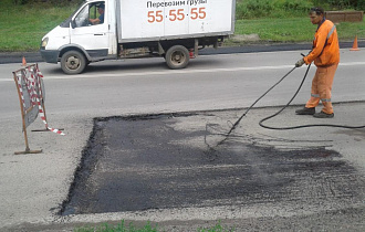 МБУ «Автодорстрой» продолжает текущий ремонт дорог 