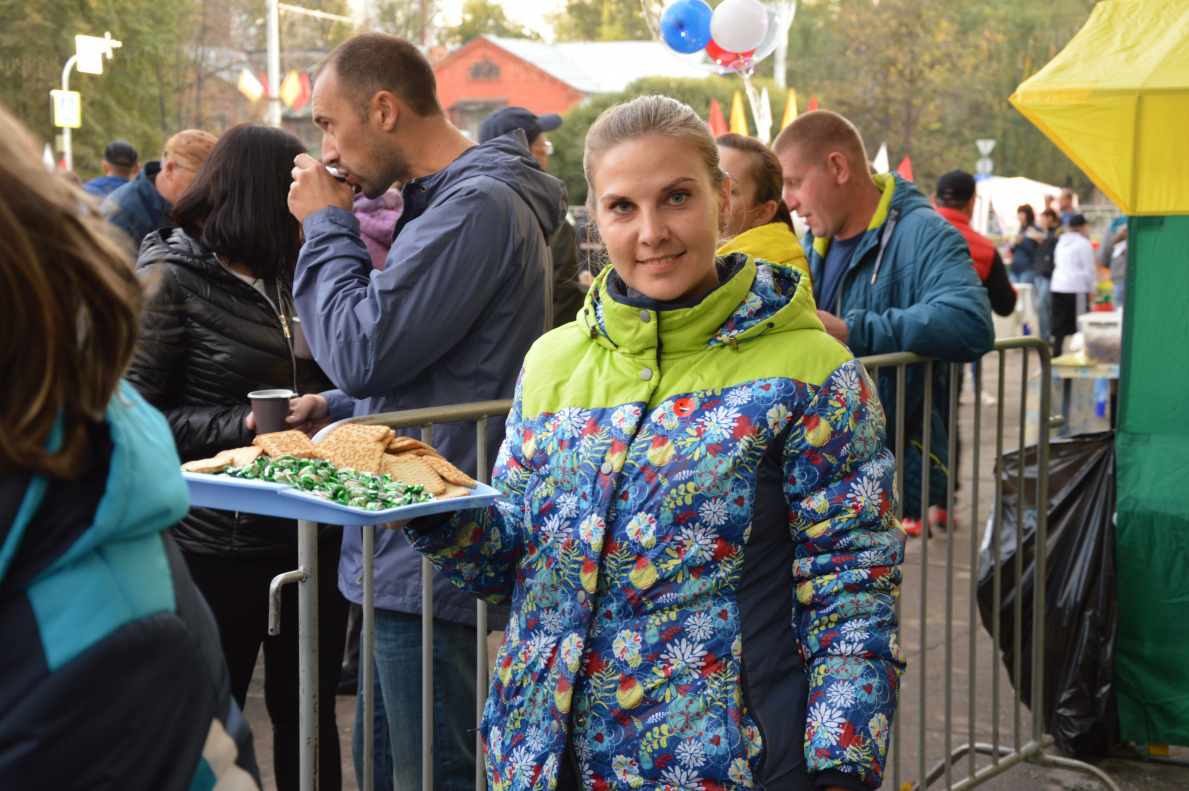 Как провели День города перед ДК «Трансмаш» БАРНАУЛ :: Официальный сайт  города