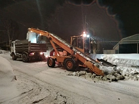 Дорожная служба проводит работы  по очистке городских  улиц от снега