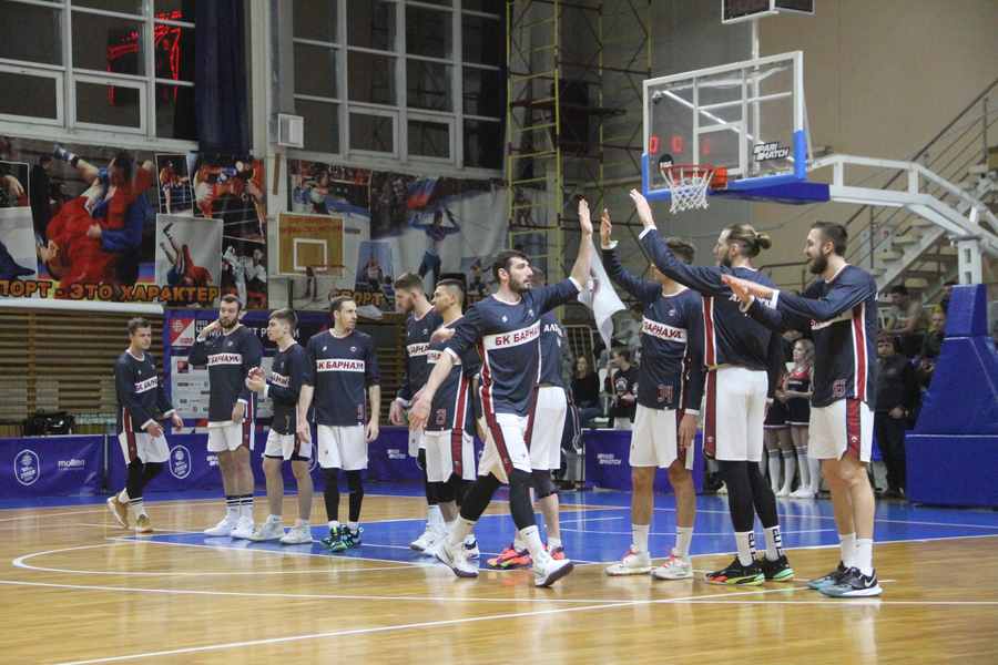 В первом матче 2022 года барнаульские баскетболисты на выезде победили «Уфимец» со счетом 77:76