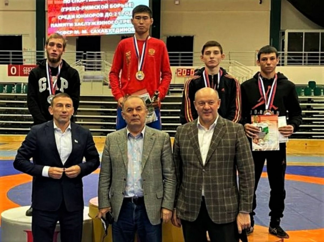 Барнаульский борец Сунер Конунов выиграл всероссийские соревнования 