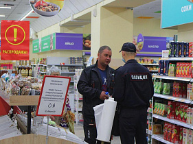 Нарушителей масочного режима выявили во время рейдов по торговым объектам в Барнауле