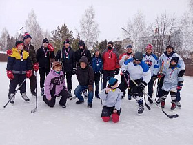 Хоккейный турнир между командами пригородных поселков прошел в районе