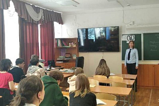 В школах Барнаула сотрудники полиции проводят лекции о вреде наркотических средств