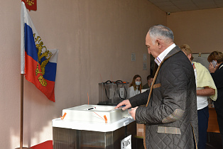 В Алтайском крае по состоянию на 15 часов проголосовали более 136 тысяч избирателей