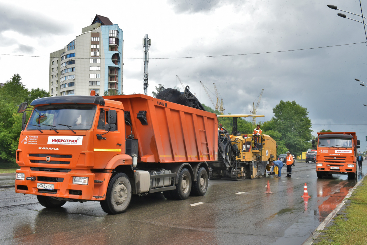 В рамках нацпроекта «Безопасные качественные дороги» в Барнауле определены подрядчики по ремонту еще пяти дорог