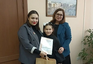 В Барнауле наградили участников традиционного конкурса «Моя мама - Весна»