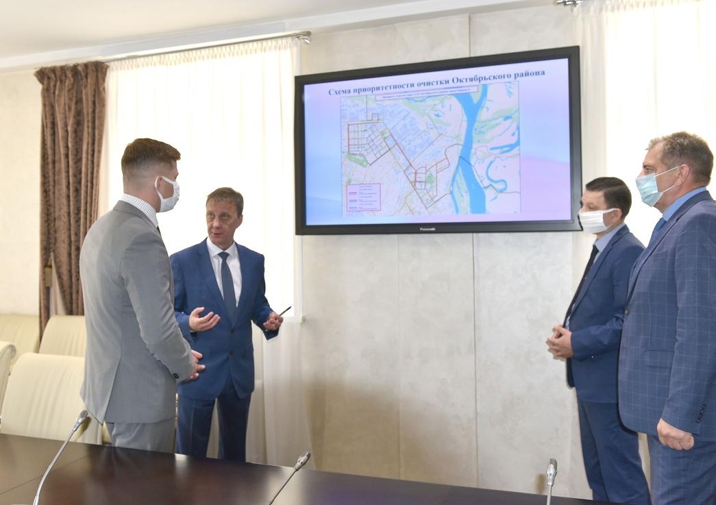 В администрации Барнаула обсудили подготовку МБУ «Автодорстрой» к предстоящему зимнему сезону 