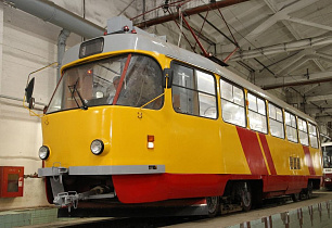 В Барнауле на линию выйдет еще один обновленный трамвай 