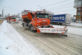 МБУ «Автодорстрой» работает в непрерывном режиме на очистке дорог и тротуаров