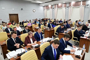 Барнаульские депутаты приняли социально важные решения на очередном заседании Думы