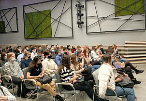В Барнауле для студентов провели лекции по профилактике экстремизма и терроризма
