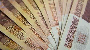 Сотрудники полиции проводят проверку по факту выявления денежных купюр с признаками подделки в Барнауле