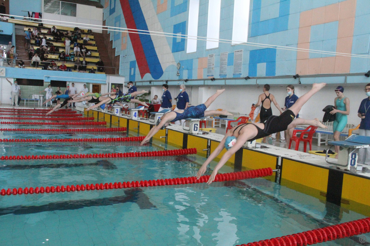 В спорткомплексе «Обь» состоится краевое первенство по плаванию